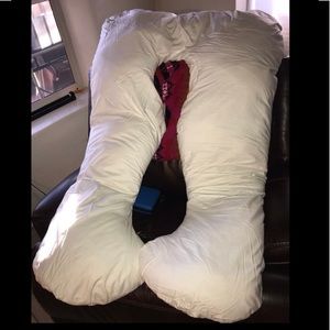 Maternity pillow